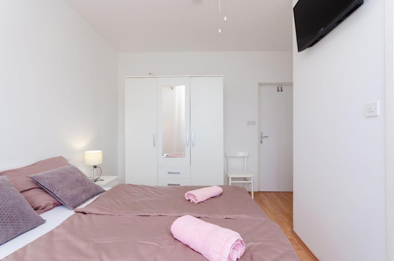 Apartments And Rooms Bianca Barbat na Rabu Номер фото