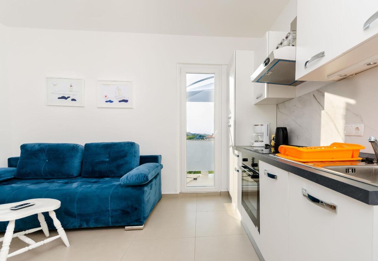 Apartments And Rooms Bianca Barbat na Rabu Экстерьер фото