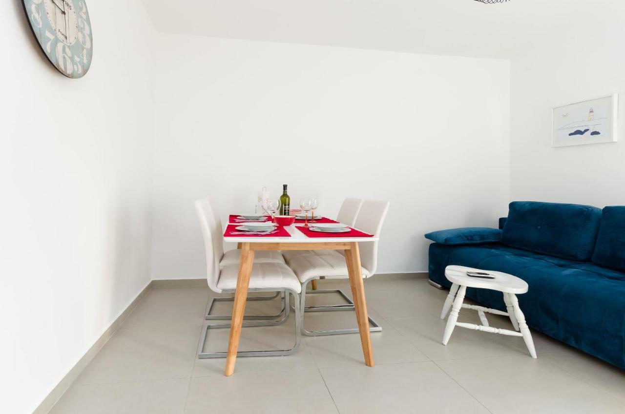 Apartments And Rooms Bianca Barbat na Rabu Экстерьер фото